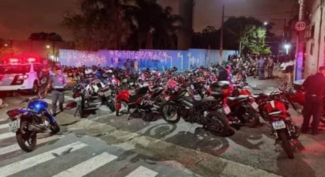 POLÍCIA ENCERRA BAILE FUNK EM DIADEMA; 90 MOTOS FORAM APREENDIDAS