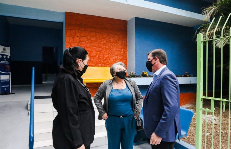 PREFEITO ORLANDO MORANDO VISTORIA OBRAS DE INSTALAÇÃO DE NOVA CRECHE NO RIACHO GRANDE