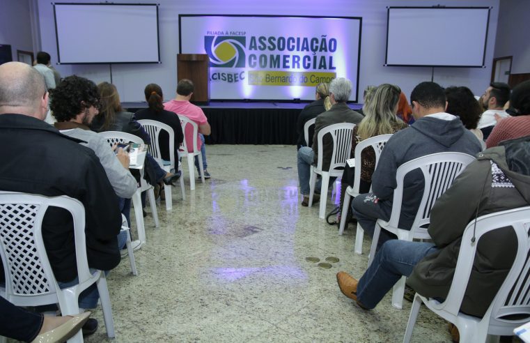 ACISBEC CRIA AÇÕES PARA AJUDAR COMERCIANTES EM FUNÇÃO DO MOVIMENTO DE VENDAS NESTE FIM DE ANO
