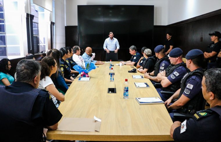 SÃO BERNARDO HOMENAGEIA GCMS QUE DESMANTELARAM ROUBO DE CARGA DE CIGARROS 