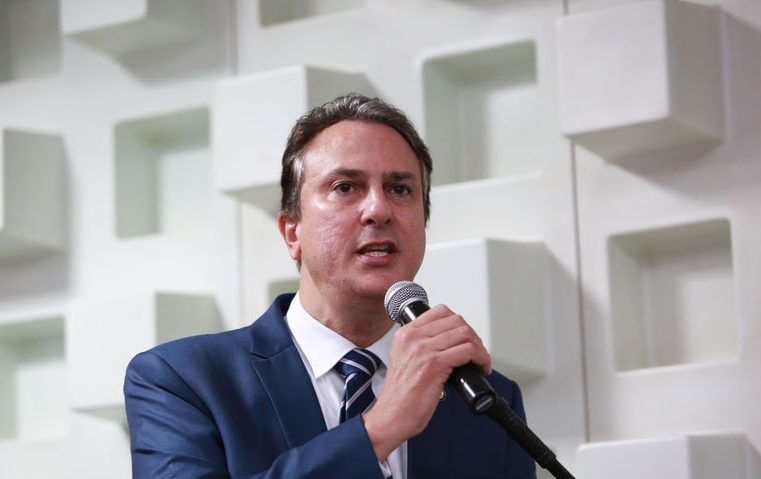 CAMILO SANTANA ASSUME O MINISTÉRIO DA EDUCAÇÃO E PROMETE AMPLIAR NACIONALMENTE AS ESCOLAS EM TEMPO INTEGRAL