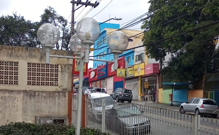 CRIMINOSO É PRESO EM DIADEMA APÓS ROUBO DE VEÍCULO EM FRENTE A SUPERMERCADO NA MOINHO FABRINI