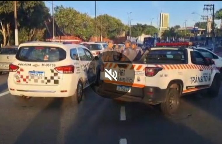 BANDIDOS ARMADOS ROUBAM NA AV. MOINHO FABRINI E PERSEGUIÇÃO POLICIAL TERMINA EM TIROTEIO