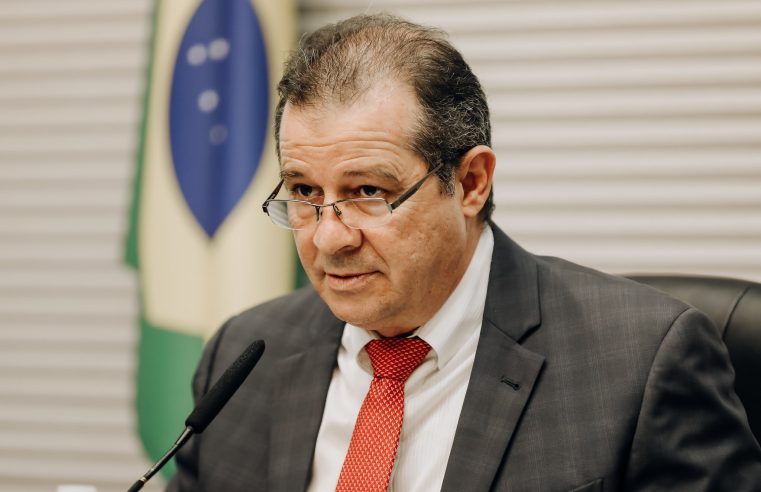LUIZ FERNANDO TEIXEIRA É ELEITO NOVO PRESIDENTE DA COMISSÃO DE INFRAESTRUTURA