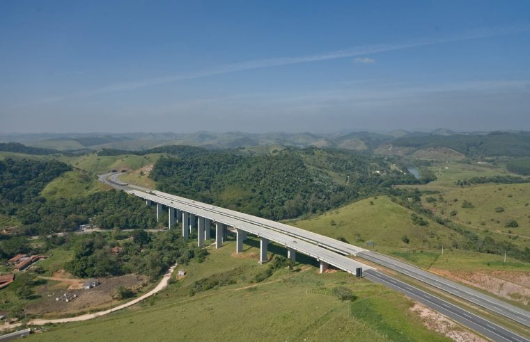 MAIS DE 1,6 MILHÃO DE VEÍCULOS DEVEM DEIXAR A CAPITAL PELAS PRINCIPAIS RODOVIAS NO FERIADO DE TIRADENTES