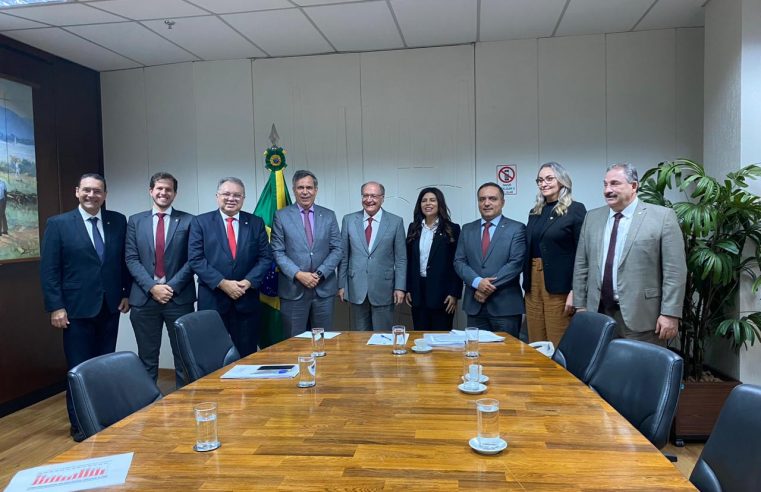 MARCELO LIMA DISCUTE REFORMA TRIBUTÁRIA COM ALCKMIN EM BRASÍLIA