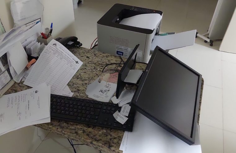 BANDIDOS ARROMBAM UBS DO PARQUE SÃO BERNARDO E FURTAM DIVERSOS MATERIAIS