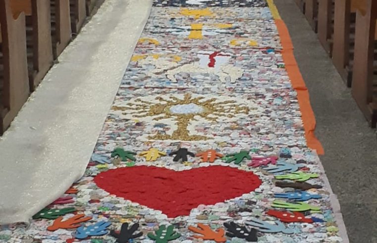 TRADICIONAL TAPETE DE CORPUS CHRISTI GANHA VERSÃO SOLIDÁRIA EM SÃO BERNARDO