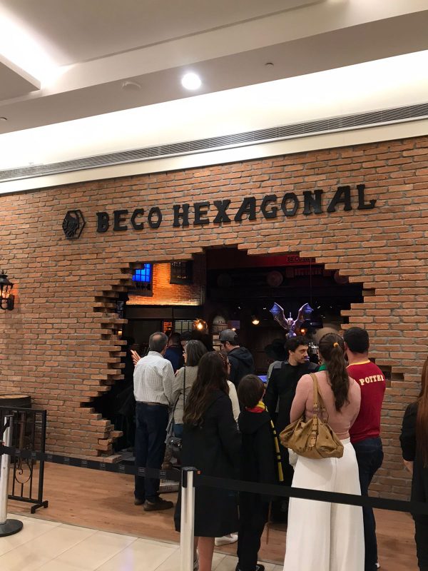 GOLDEN INAUGURA BECO HEXAGONAL E TRAZ MAGIA AO ABC