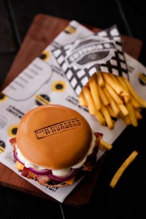 FESTIVAL DO BACON THE B-BURGERS: DESCONTOS INCRÍVEIS ATÉ 3 DE SETEMBRO!