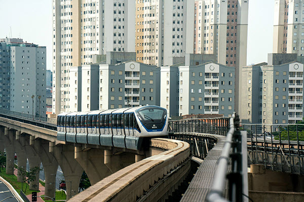 METRÔ DE SP FUNCIONA NORMALMENTE APÓS SUSPENSÃO DE GREVE