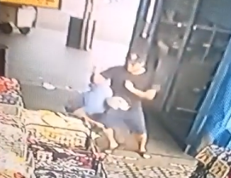 NO RUDGE, ACIDENTE DE TRÂNSITO ACABA EM AGRESSÃO VIOLENTA; HOMEM É INTERNADO COM TRAUMATISMO CRANIANO