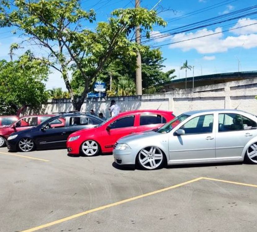 ENCONTRO DE CARROS MODIFICADOS NO POLI: DOMINGO É DIA DE &#8220;RESENHA E CARRO BAIXO&#8221; EM SÃO BERNARDO