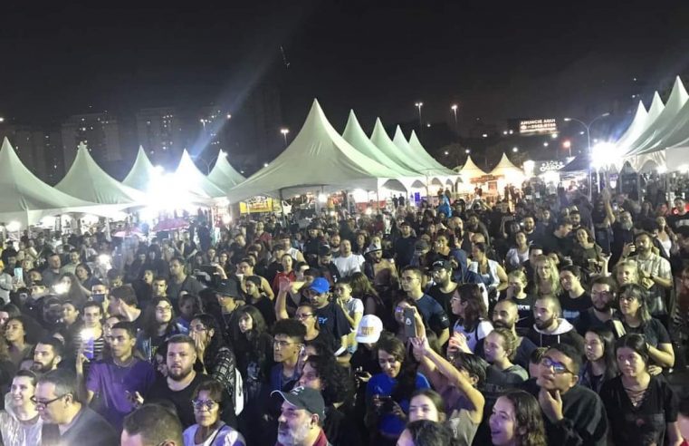 OKTOBERFEST AGITA A ESPLANADA DO PAÇO DE SÃO BERNARDO NO FINAL DE SEMANA