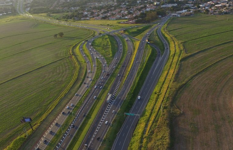 ATUALIZAÇÕES DE TRÂNSITO: MONITORAMENTO DAS RODOVIAS NO FERIADO DE FINADOS