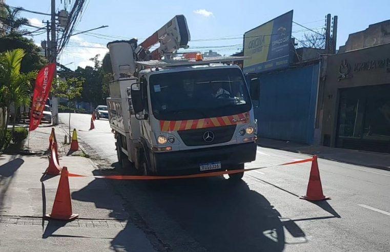 APÓS TEMPORAL, MORADORES DE DIVERSOS BAIRROS DE SÃO BERNARDO CONTINUAM SEM LUZ, SINAL DE CELULAR E INTERNET