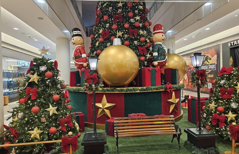 JÁ É NATAL NO GOLDEN SQUARE