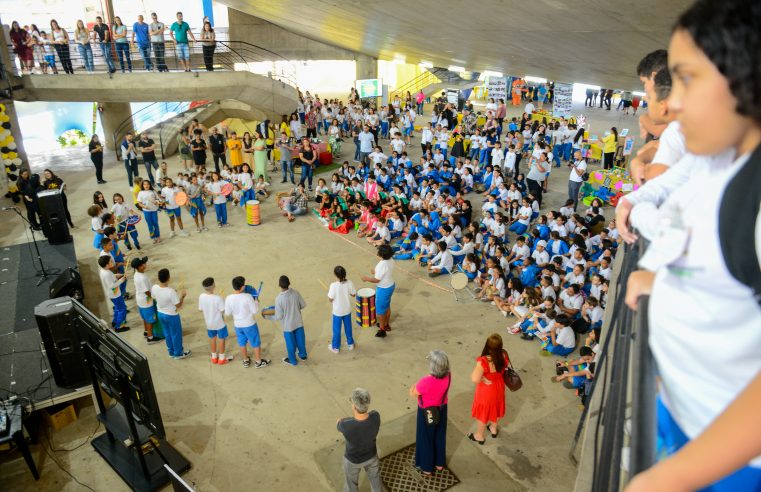 4º FESTIVAL DE INVENÇÃO E CRIATIVIDADE: ESTUDANTES DA REDE MUNICIPAL DE SÃO BERNARDO DÃO SHOW