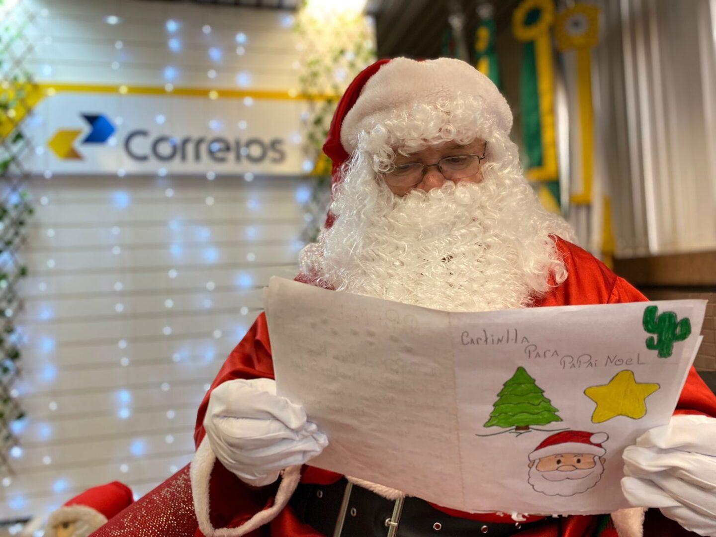 CAMPANHA PAPAI NOEL DOS CORREIOS 2023 INCENTIVA A ADOÇÃO DE CARTINHAS DE NATAL