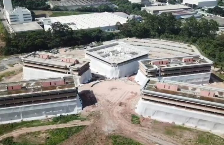 IMPRESSSIONANTE: VÍDEO MOSTRA DEMOLIÇÃO NO COOPERATIVA