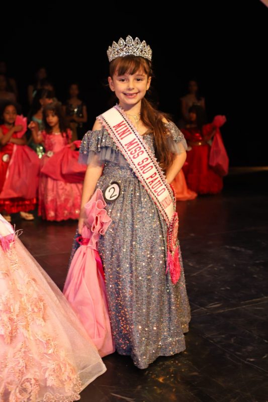 Menina de 10 anos de São Bernardo vai receber o título de Miss