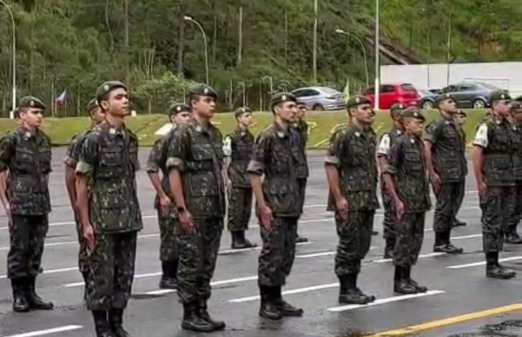 FORMATURA DO TIRO DE GUERRA EM SÃO BERNARDO DO CAMPO DESTACA ATIRADORES E MONITORES