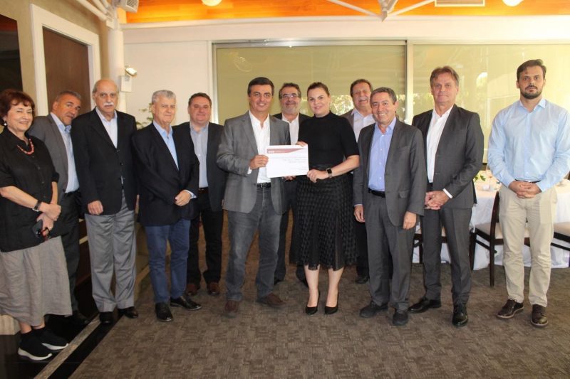 CARLA MORANDO PARTICIPA DE REUNIÃO NA FIESP SOBRE POLÍTICAS TRIBUTÁRIAS