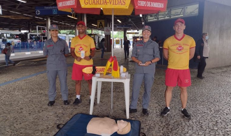 EMTU E O CORPO DE BOMBEIROS SALVAMAR REALIZAM OPERAÇÃO PRAIA SEGURA NO TERMINAL METROPOLITANO JABAQUARA