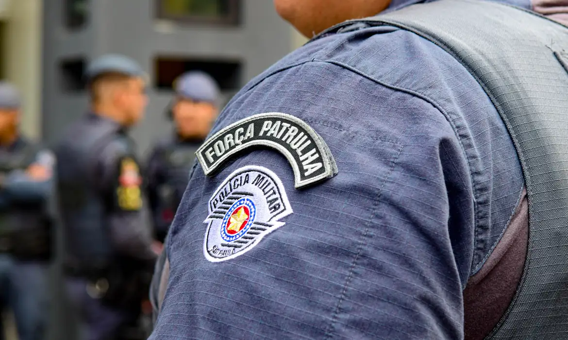 NÚMERO DE POLICIAIS DIMINUI NO BRASIL
