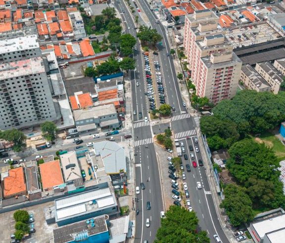 PREFEITURA DE SÃO BERNARDO CONCLUI RECAPEAMENTO DA AV. ROBERT KENNEDY