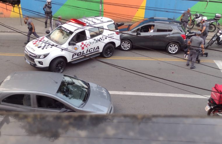 MORADORA REGISTRA E NARRA OCORRÊNCIA NA RUA DOS VIANAS