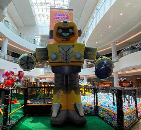 PARQUE INFLÁVEL ARENA BIGTRON CHEGA AO SÃO BERNARDO PLAZA SHOPPING COM OBSTÁCULOS E TOBOGÃS