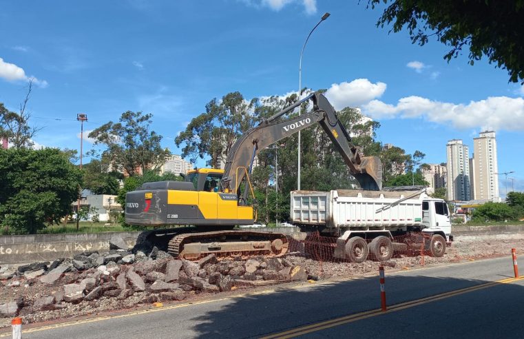 BRT-ABC DÁ INÍCIO À 2ª FASE DAS OBRAS NA AV. LAURO GOMES APÓS CRUZAMENTO DA WINSTON CHURCHILL