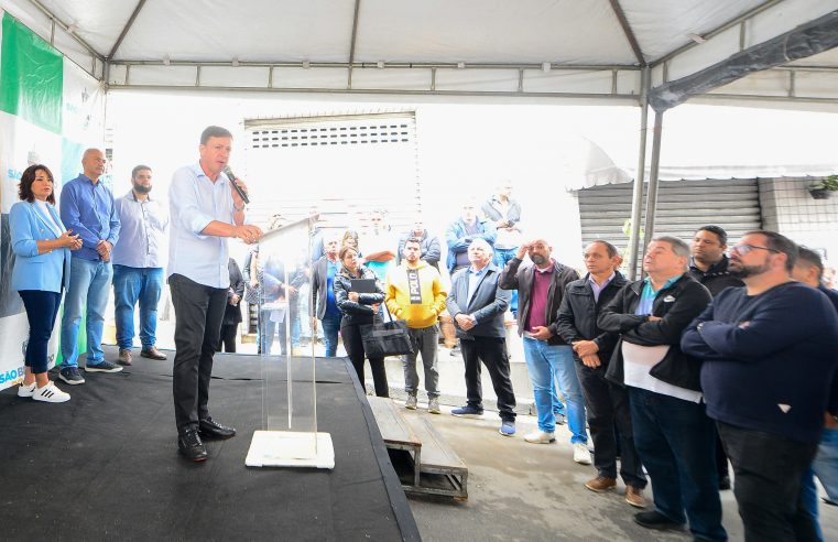 PREFEITO ORLANDO MORANDO AUTORIZA INÍCIO DE OBRAS DE SANEAMENTO E ASFALTO NOVO NA VILA SÃO PEDRO