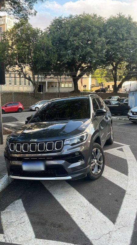 POLÍCIA CIVIL PRENDE DOIS DURANTE INVESTIGAÇÃO DE LAVAGEM DE DINHEIRO NO NOVA PETRÓPOLIS; CARROS DE LUXO E ATÉ JET-SKI SÃO APREENDIDOS