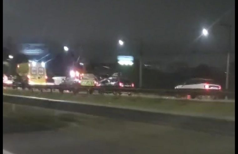ACIDENTE, CONGESTIONAMENTOS E TRANSTORNOS NA RODOVIA ANCHIETA NA NOITE DE DOMINGO E NA MANHÃ DE SEGUNDA