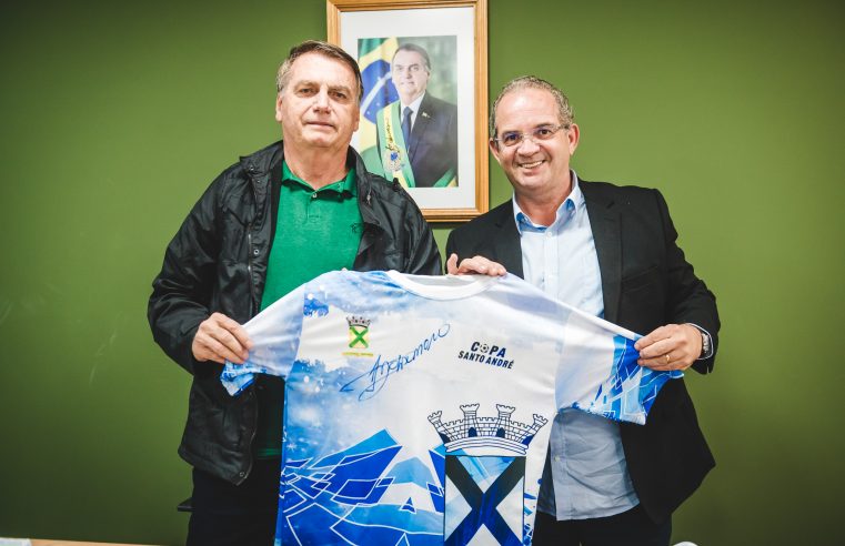 BOLSONARO CONVIDA LUIZ ZACARIAS PARA REUNIÃO ESTRATÉGICA EM BRASÍLIA