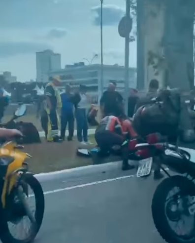 MOTOCICLISTA PERDE A VIDA EM ACIDENTE EM FRENTE AO PAÇO MUNICIPAL