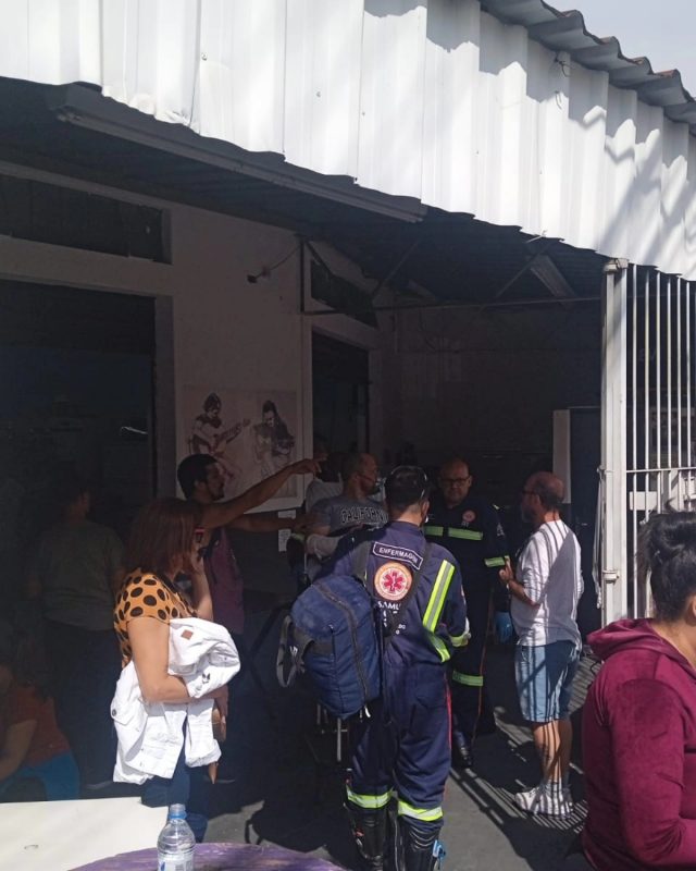 TRÊS PESSOAS FICAM FERIDAS EM INCÊNDIO; PM E GCM RESGATAM CÃES NO LOCAL