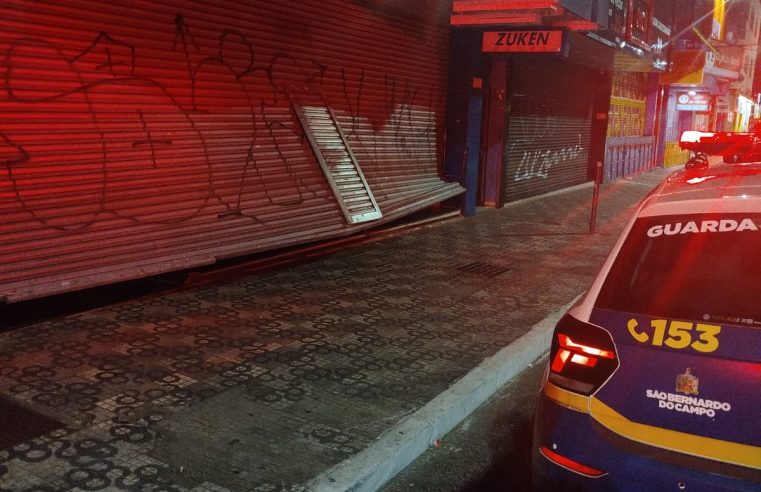 LOJA NA MARECHAL DEODORO SOFRE TENTATIVA DE INVASÃO DURANTE A MADRUGADA