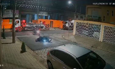 VÍDEO MOSTRA TENTATIVA DE ROUB0 A MOTOCICLISTA EM SANTO ANDRÉ