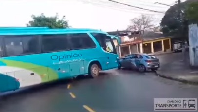 MOTORISTA DE ÔNIBUS DESTRÓI VEÍCULO APÓS DISCUSSÃO EM MAUÁ