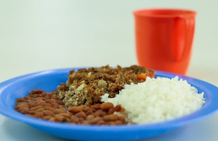 FAMÍLIAS TÊM ATÉ QUARTA PARA MANIFESTAR INTERESSE NO ALMOÇO DURANTE AS FÉRIAS