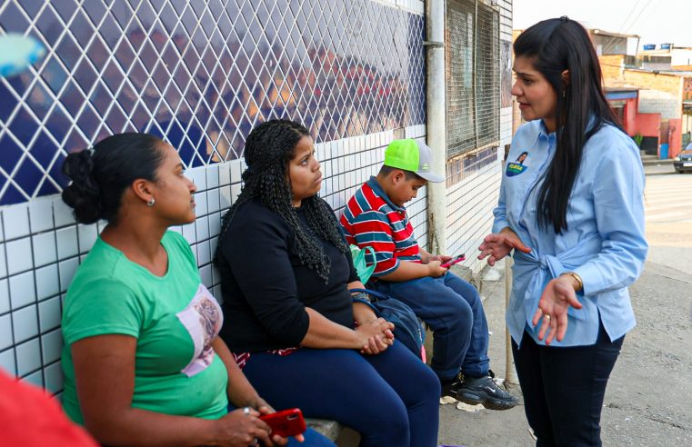 FLÁVIA MORANDO PROPÕE MUNICIPALIZAÇÃO DO 6º AO 9º ANO COMO PRIORIDADE EM PLANO DE EDUCAÇÃO