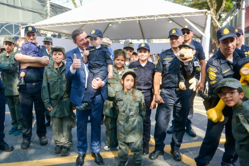 FESTA DE 471 ANOS DE SÃO BERNARDO ATRAI 10 MIL PESSOAS À ESPLANADA DO PAÇO