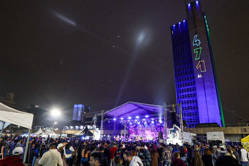 FESTA DE 471 ANOS DE SÃO BERNARDO ATRAI 10 MIL PESSOAS À ESPLANADA DO PAÇO