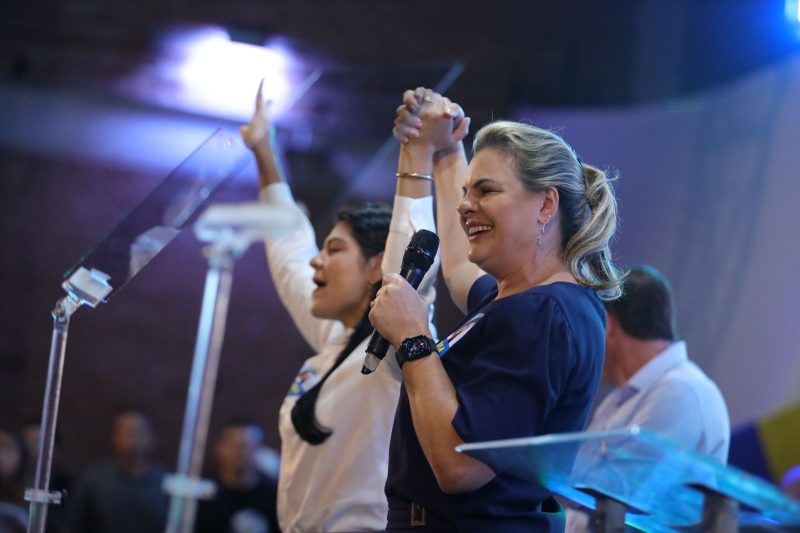 DR. DAVANZO É ANUNCIADO VICE DE FLÁVIA MORANDO EM CONVENÇÃO