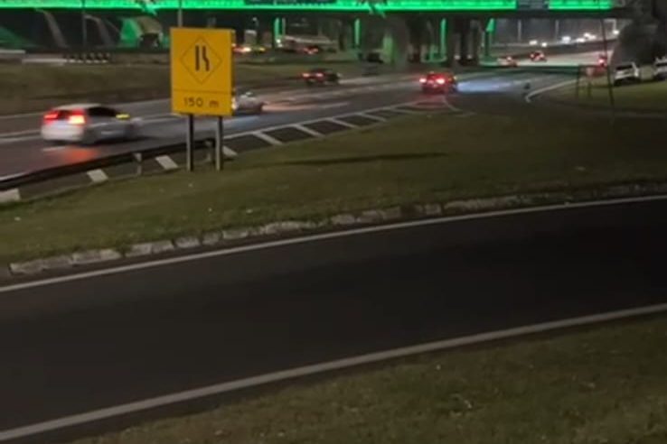 EM SÃO BERNARDO, VIADUTO DO KM 18 DA ANCHIETA GANHA ILUMINAÇÃO ESPECIAL NO MÊS DE ANIVERSÁRIO