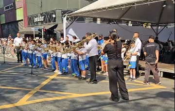 VÍDEO: DESFILE CÍVICO-MILITAR COMEMORA OS 471 ANOS DE SÃO BERNARDO