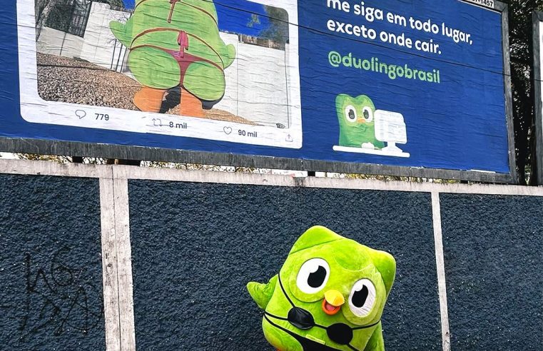 DUOLINGO SE DESPEDE DO X COM OUTDOOR EM SÃO BERNARDO